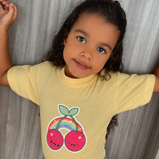 Camiseta Amarilla Cerezas