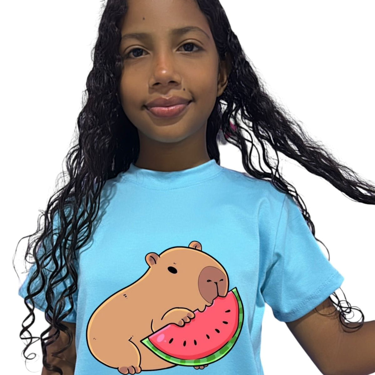 Camiseta azul capibara y sandia