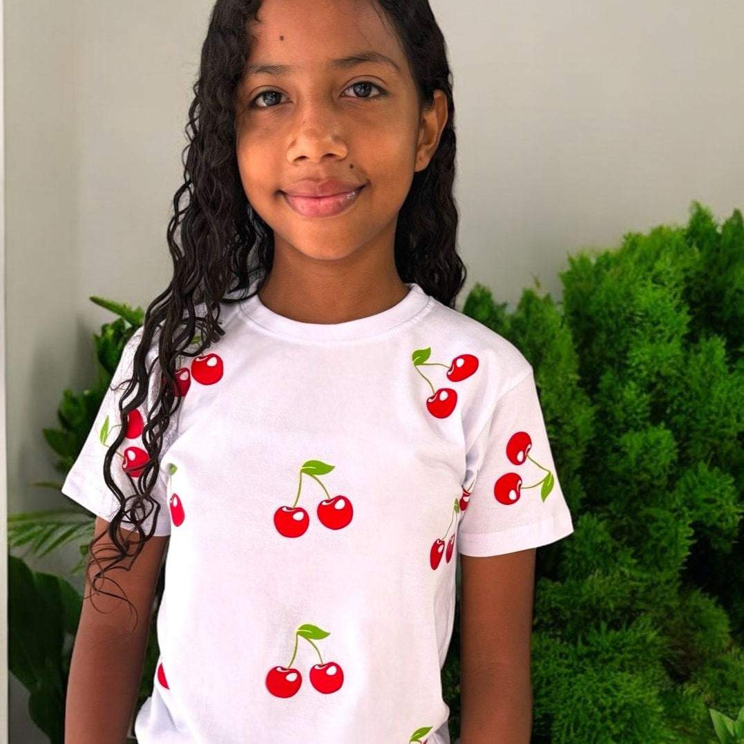 Camiseta cerezas blanca